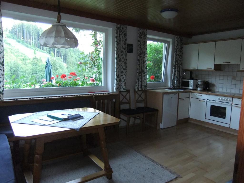 Enghagen Haarstube Villa Vorderstoder Rum bild